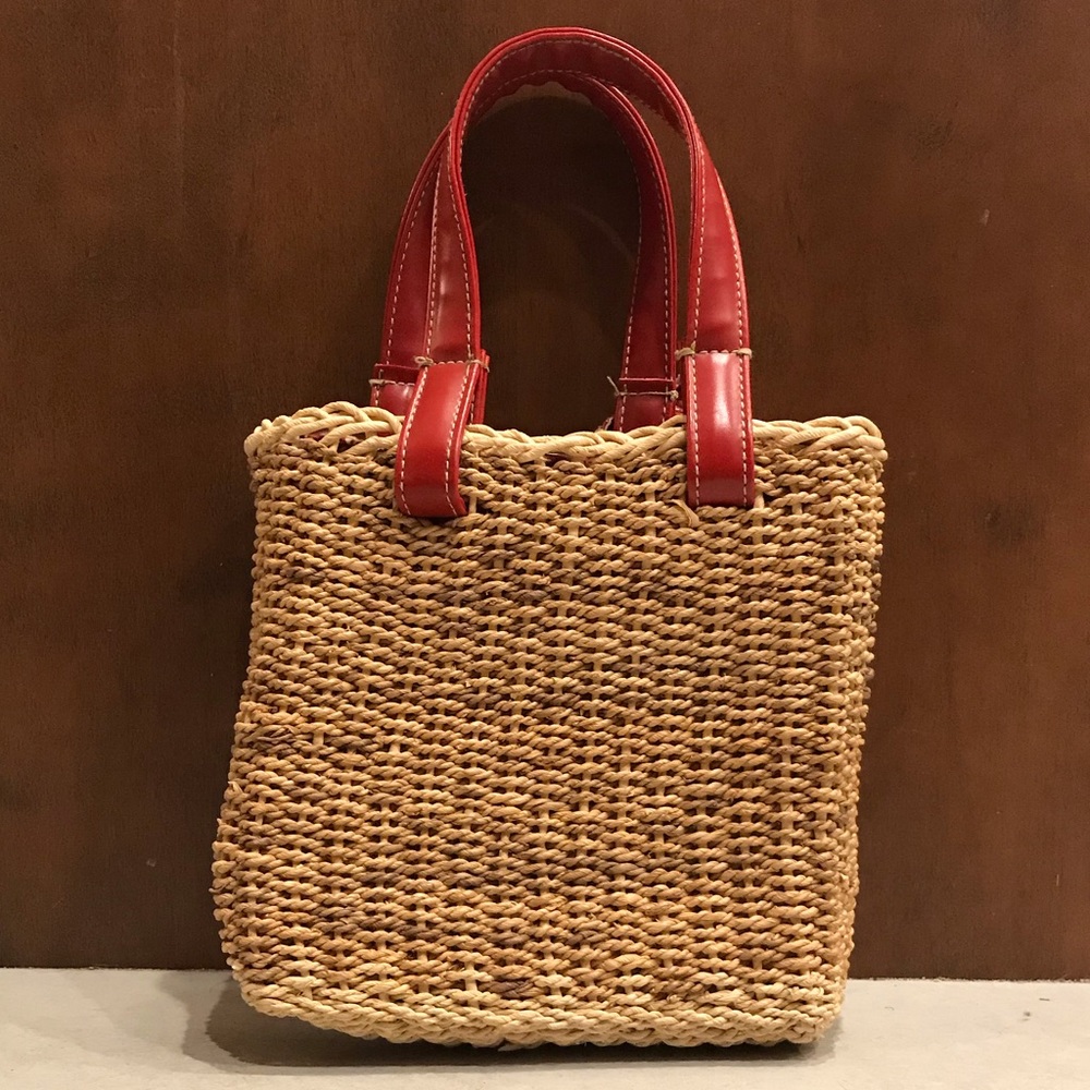 Basket purse with red handles